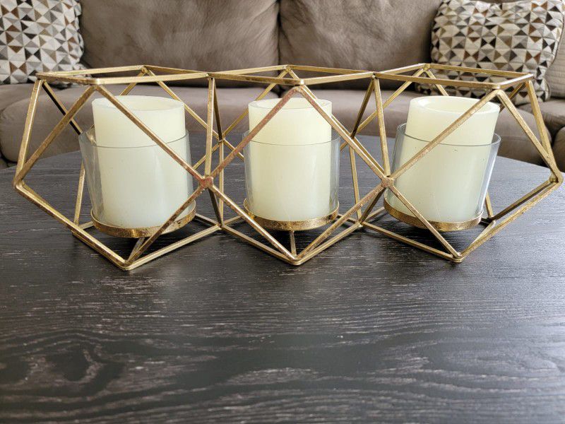 Golden Center Piece Candle Holder. Pkease Check My Other Items.