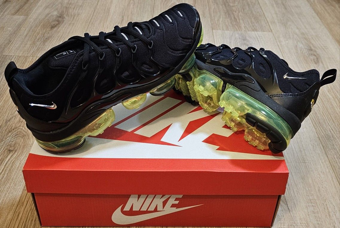 Nike Air Vapormax Size 9 For Men