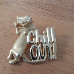 Gold Tone  Pendant/ Brooch Chillout Cat & Other Jewelry