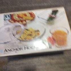 9pc  Anchor Hocking  Back and ,server