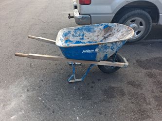 Wheel barrel