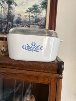 Corning Ware Blue Cornflower Casserole Dish with Lid