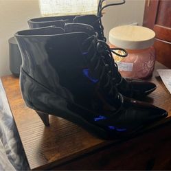 Women’s Text Heels