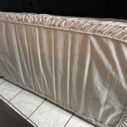 Twin Mattress And Fram 200 Obo