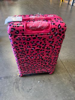 Women’s luggage