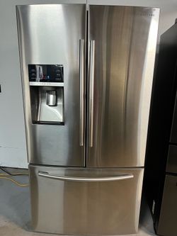 Samsung stainless steel refrigerator 36w-60 DAY WARRANTY