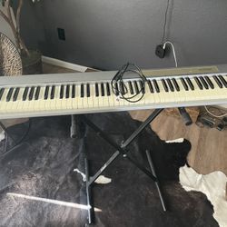 M Audio 88 Key Board With Stand 