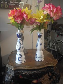 Clace Azul tequila vases