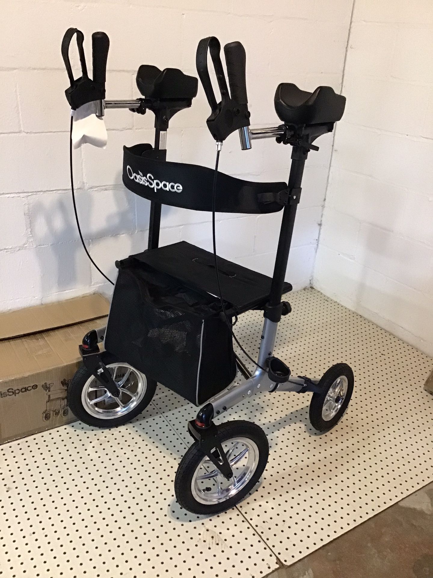 Upright Standing Rolling Walker Rollator NEW