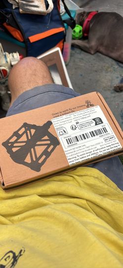 Bike pedals new