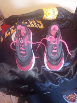 Ladies AirMax Furyosa Black Gypsy Size 8