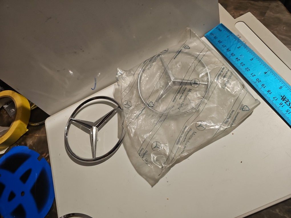 Mercedes Benz 190E 300D E300 E500 Trunk Lid Emblem Star