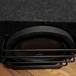 Alpine Car System with wires Works Perfect And Is Loud