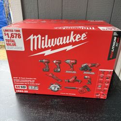 Milwaukee M18 18-Volt Lithium-Ion Cordless Combo Kit (9-Tool) with (2) Batteries, Charger, and Bag