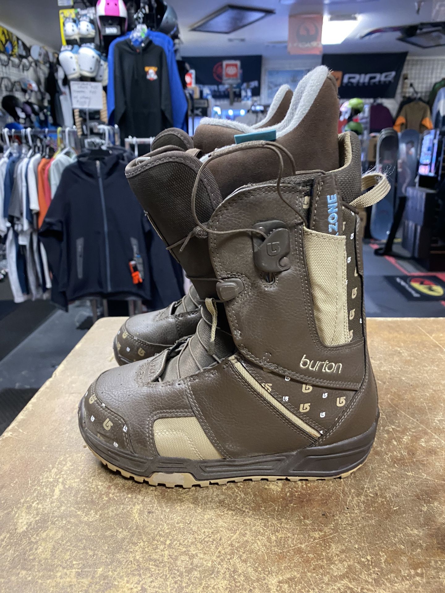 Burton Size 4 Womens Snowboard Boots Certified With Warranty 