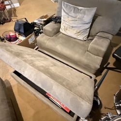 Couch Recliner 