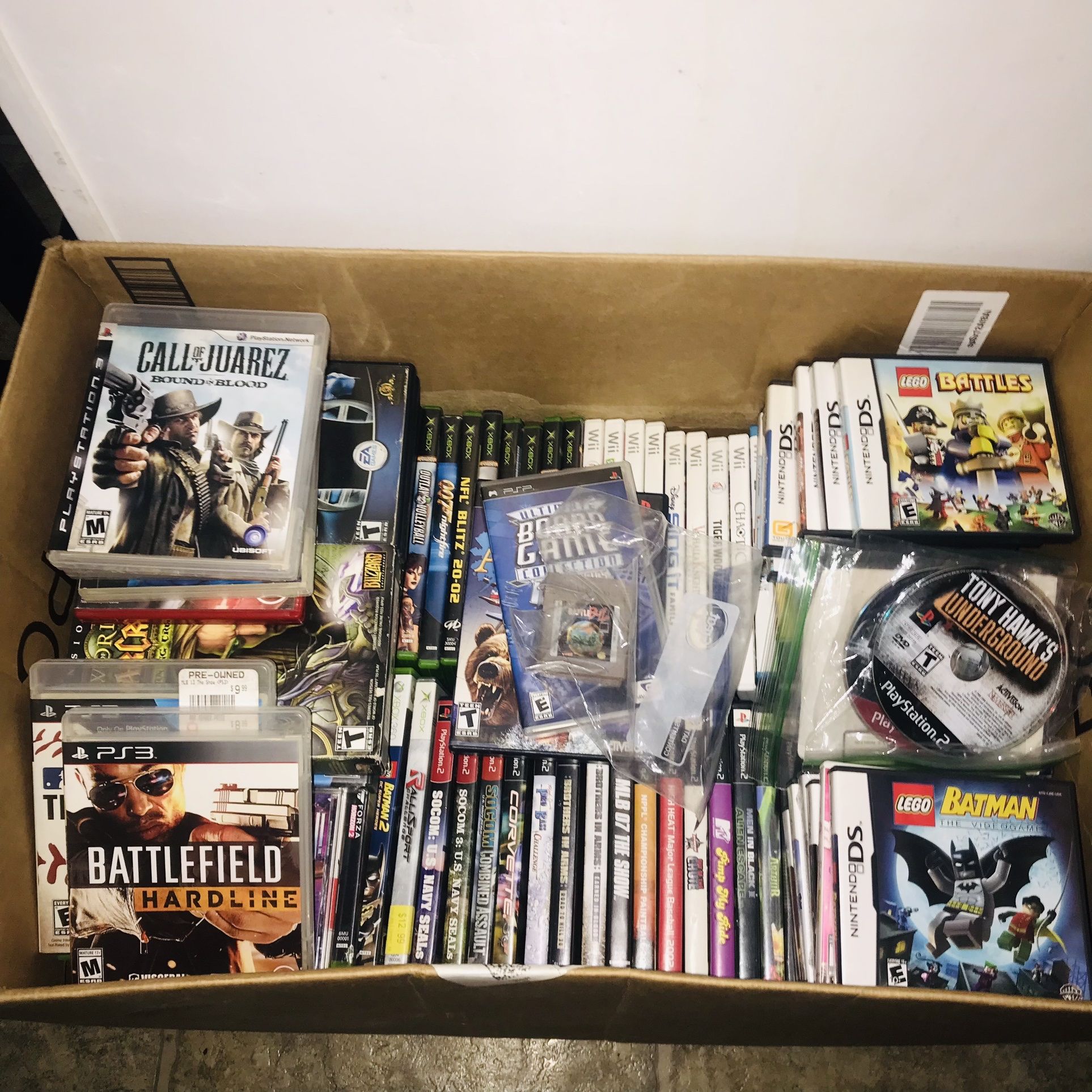 Video Game Assortment Large Lot Of Xbox Playstation Nintendo Wii