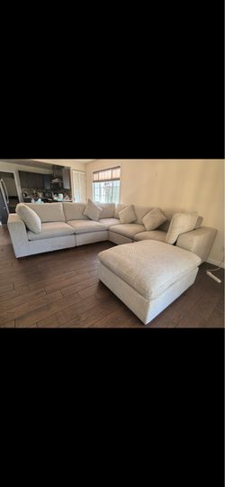 Sectional like new