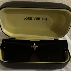 Louis Vuitton Sunglasses 