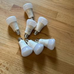 Philips Hue Smart 60W A19 LED Bulb - White Ambiance Warm-to-Cool White Light - 800LM - E26 - Indoor - Control with Hue App - Works with Alexa, Google 