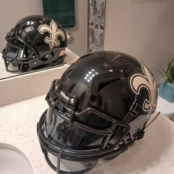 New youth X large helmet  or Men's small