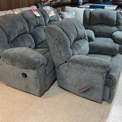 Brand new recliner couches for 699