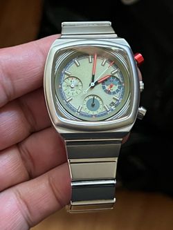 Ciloa Brew-style quartz watch- flat GREEN dial