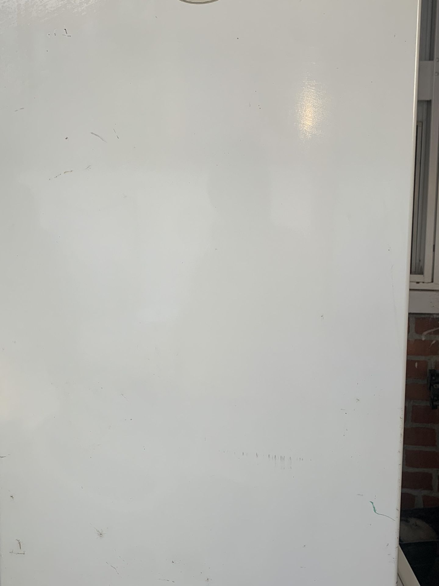 Refrigerator DAEIVOO