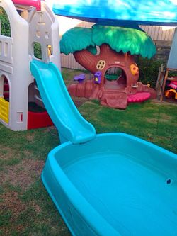 step2 big splash center pool