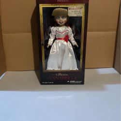 Mezco Living Dead Dolls Annabelle 