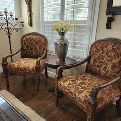 Livingroom Chairs In Excellent Condition 