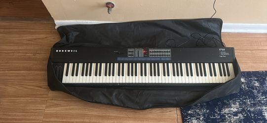 Kurzweil SP88 stage piano
