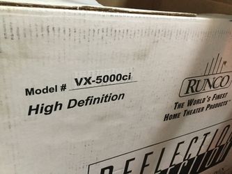 Runco Reflection VX-5000ci HD Projector for Home Theater or Mancave