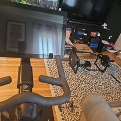 Soul Cycle Exercise Bike Need The Space Immediately.  Purchased for 650.00. Nothing wrong with It . I Just need the space. Great Item.