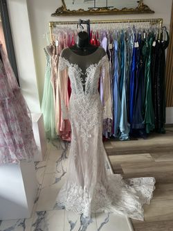 Wedding Dress, New With Tags, Size 8