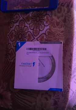 iPhone and Android wireless charger new in box