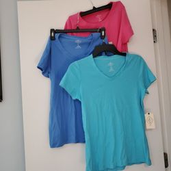 Women's St. John's Bay Crew Neck Shirts