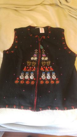 Christmas sweater vest, not ugly! 1X beautiful!