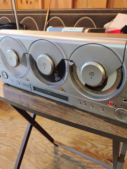 3 Cd Disk Changer CD Radio Sterio