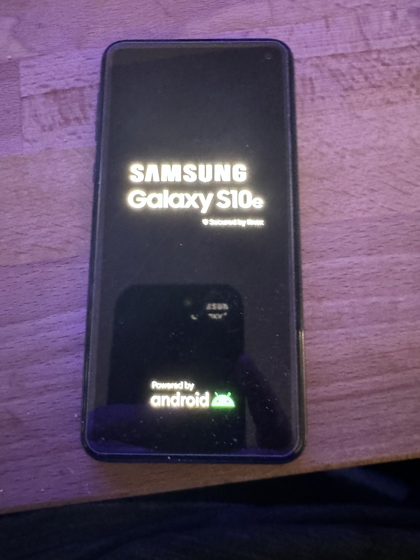 Unlocked Samsung Galaxy S10E Perfect Condition