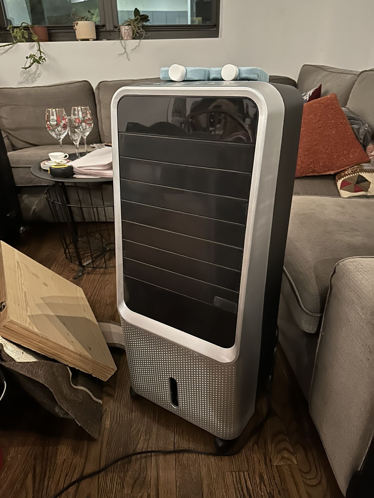 Pure Air - Air Cleaner and Cooler