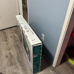 Hisense TV 40” Brand new In Box