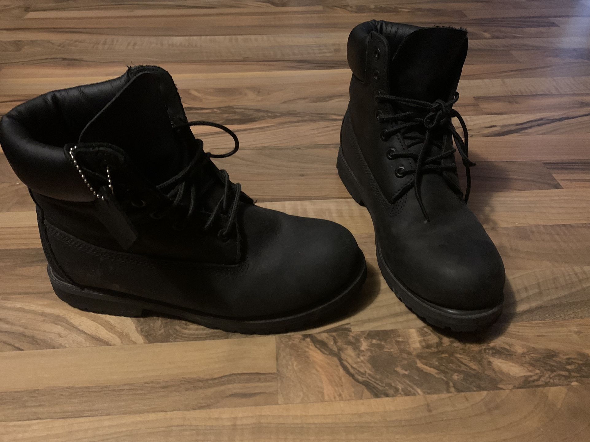 Black Timberland boots use but in good condition size 10 $50