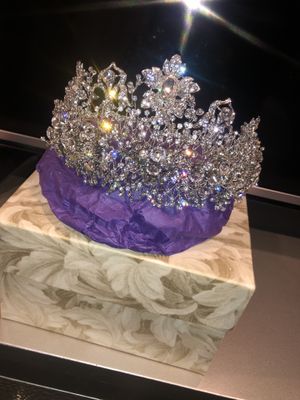 Photo Tiara handmade all Swarovski crystals