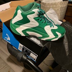 SHAQ Devastador Shoes 