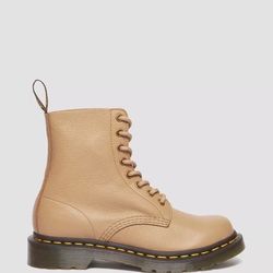 Women's Dr. Martens 1460 Pascal Virginia Leather Lace Up Boots - Savannah Tan - Size 5