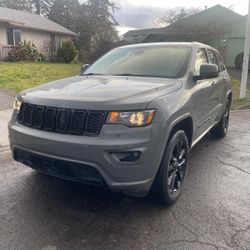 2020 Jeep Grand Cherokee