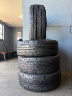 275/60/20 Goodyear