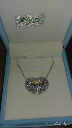 New~ Sweetheart Pave Set White Zircon "Love" Inscribed Necklace~ Beautiful💙💗