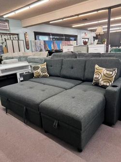 🚚Flash Deal🚚Brand New 2pc Pull out Sectional Couch with cup holder on the arm $599, Payment available, Delivery available.